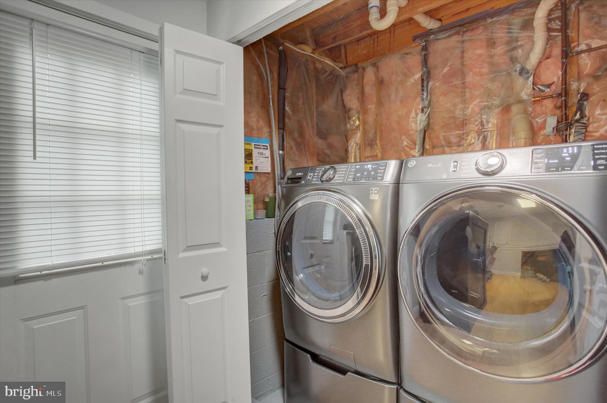 GLADE MANOR - Residential