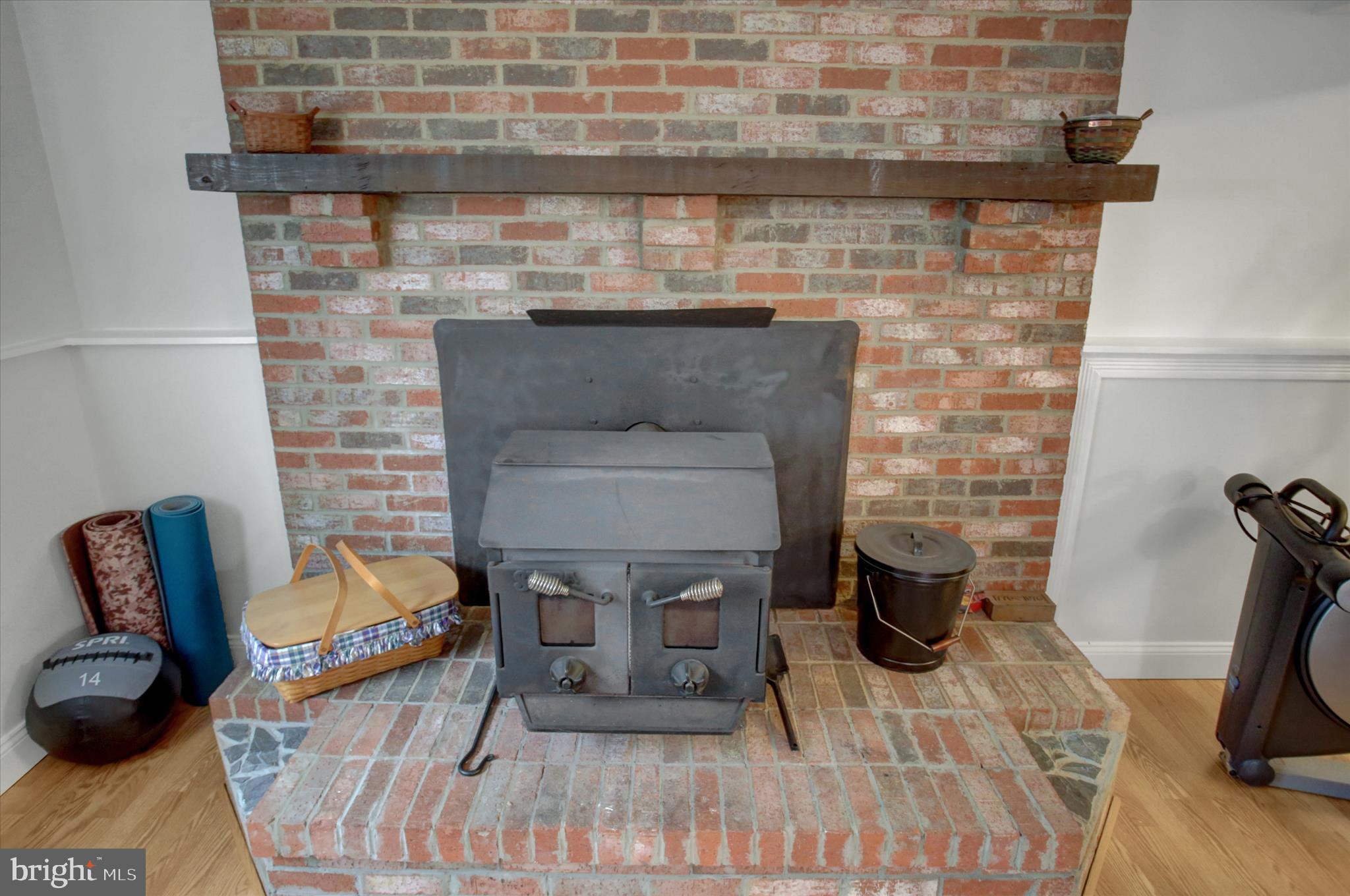 GLADE MANOR - Residential