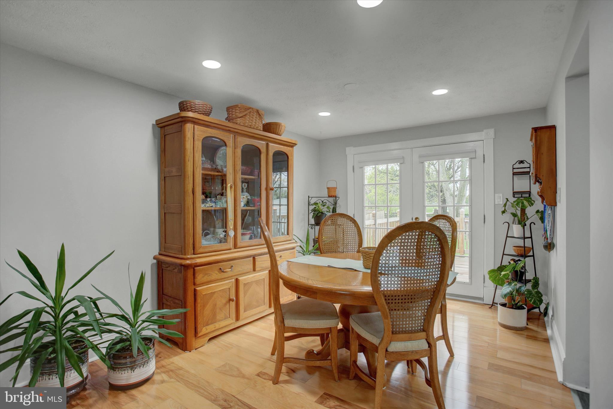 GLADE MANOR - Residential