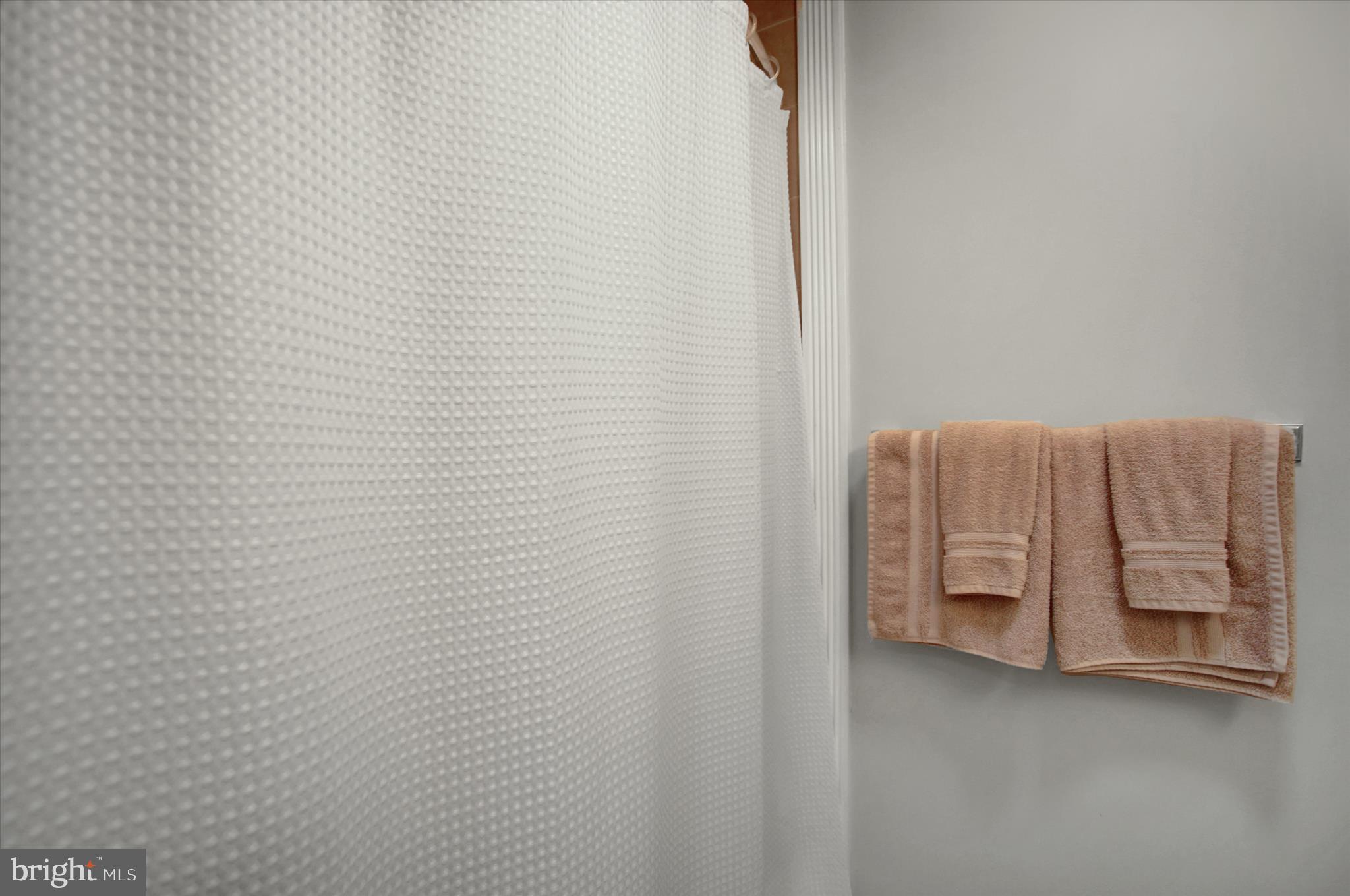 GLADE MANOR - Residential