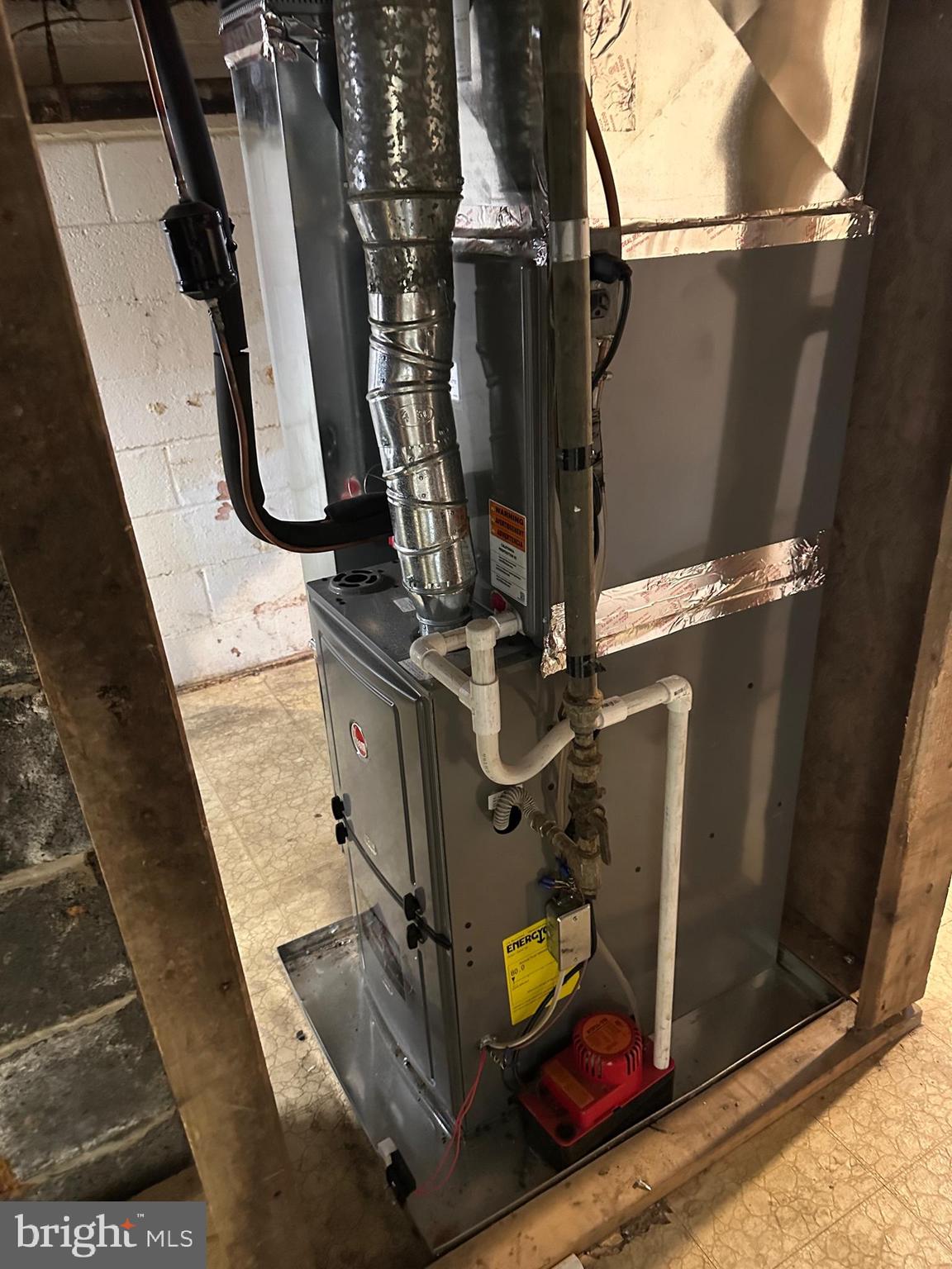 GLENMORE - Residential Lease