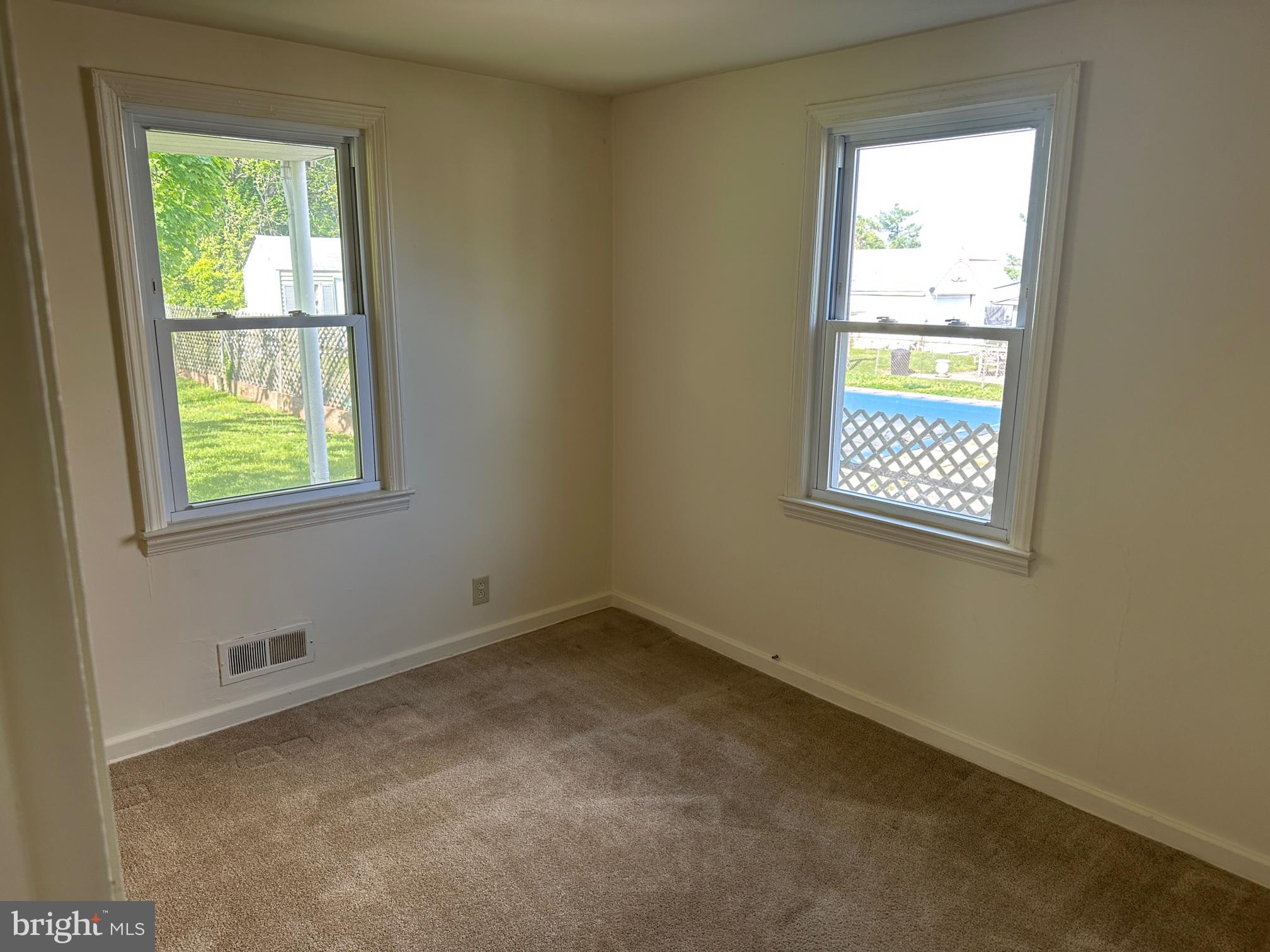 GLENMORE - Residential Lease