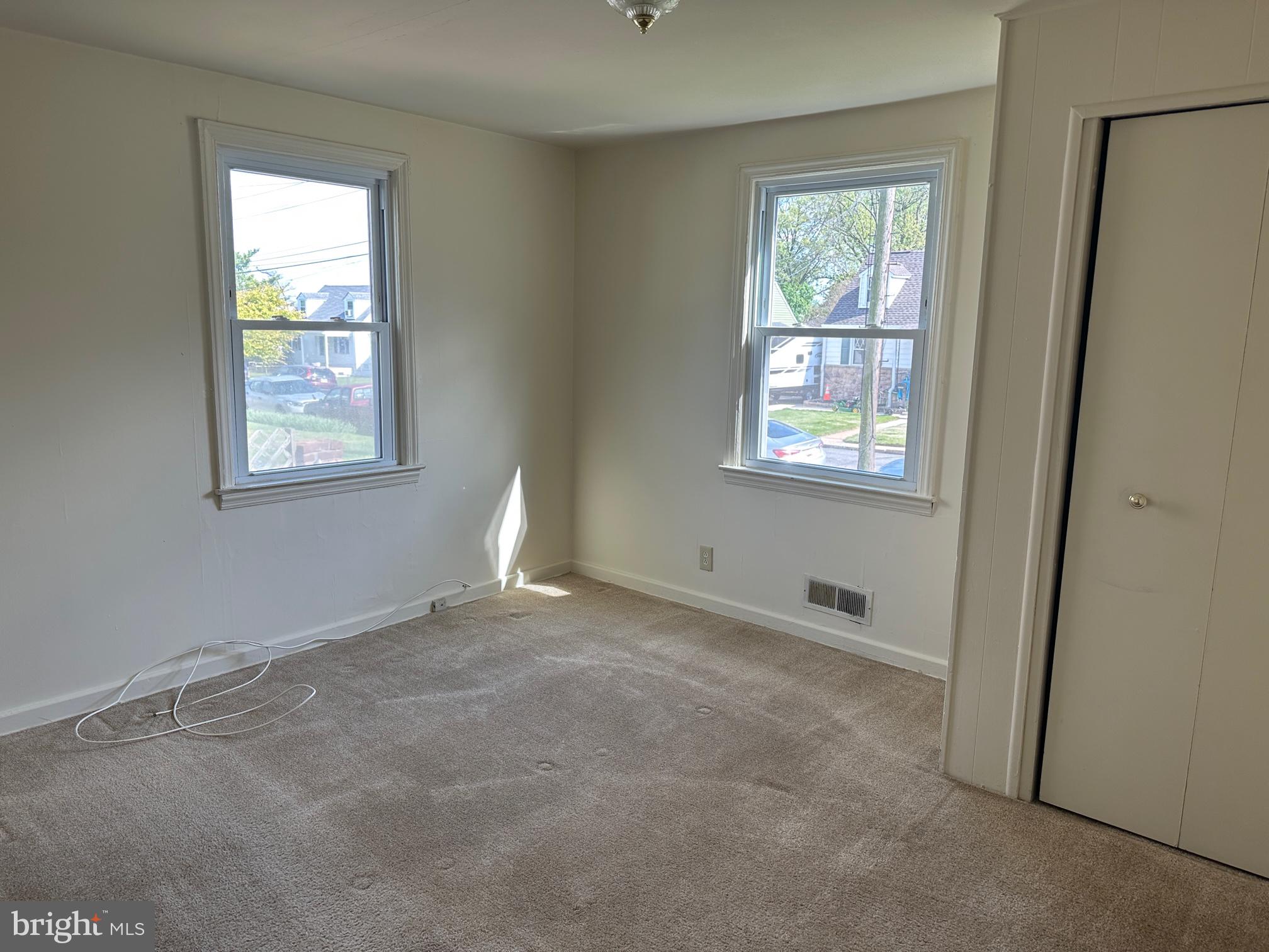 GLENMORE - Residential Lease