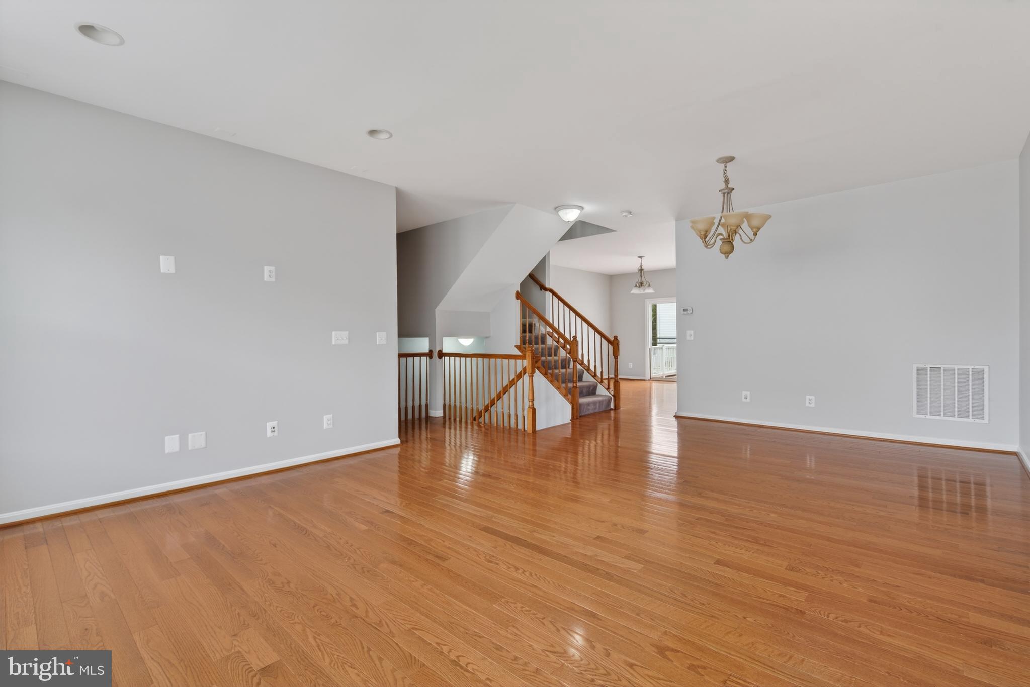 BRAMBLETON - Residential