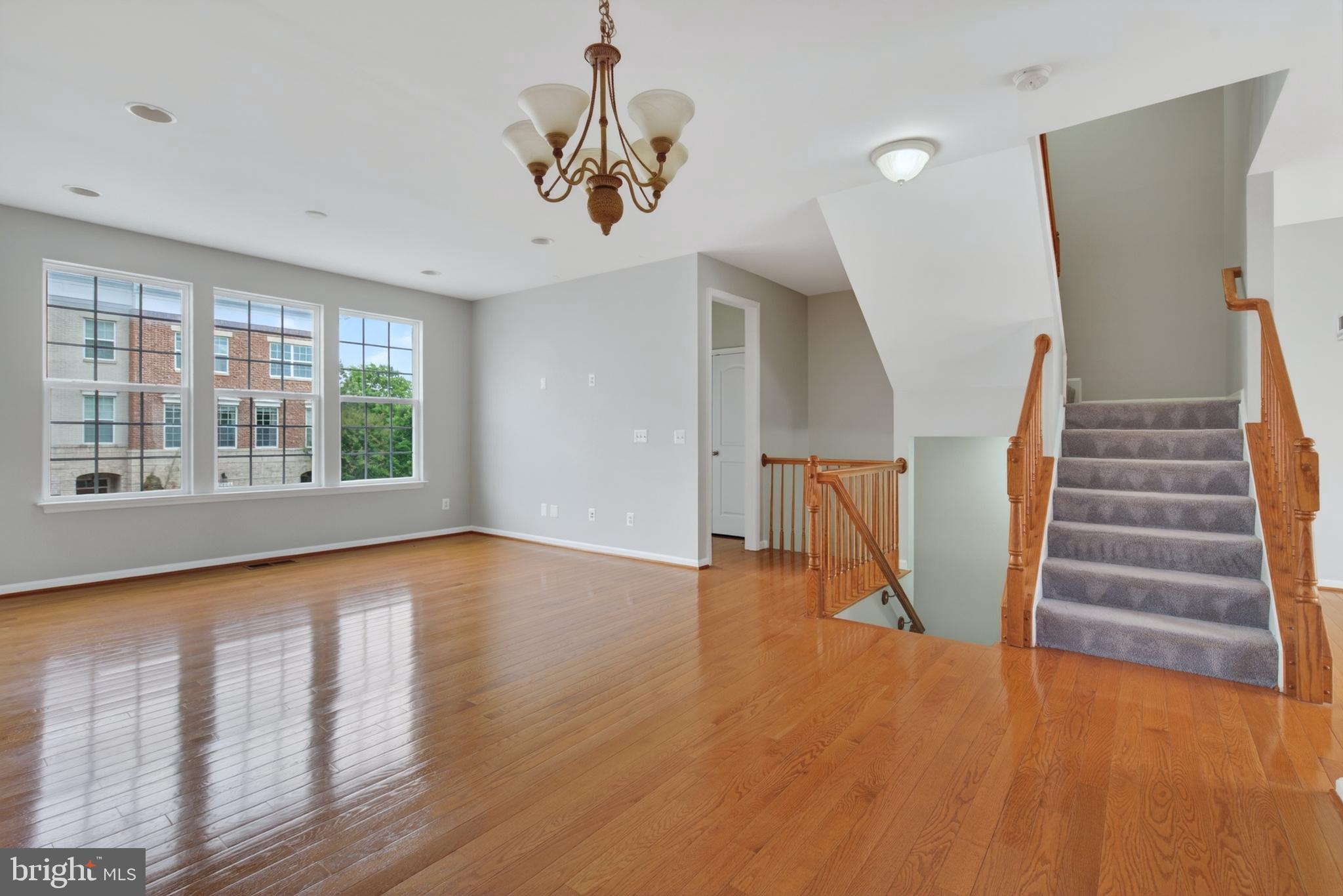 BRAMBLETON - Residential