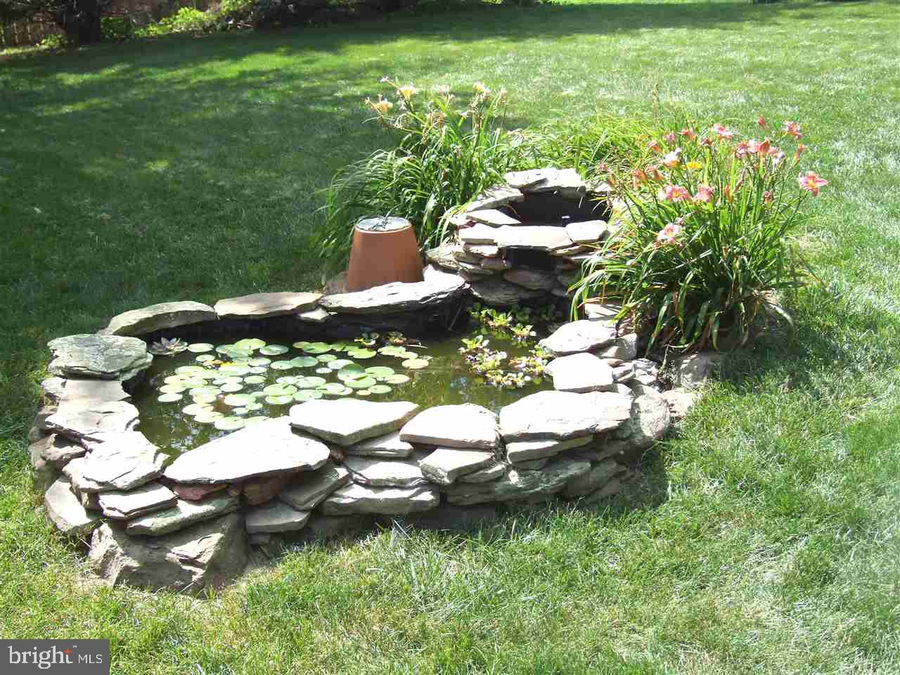 ORIOLE CIRCLE - Residential