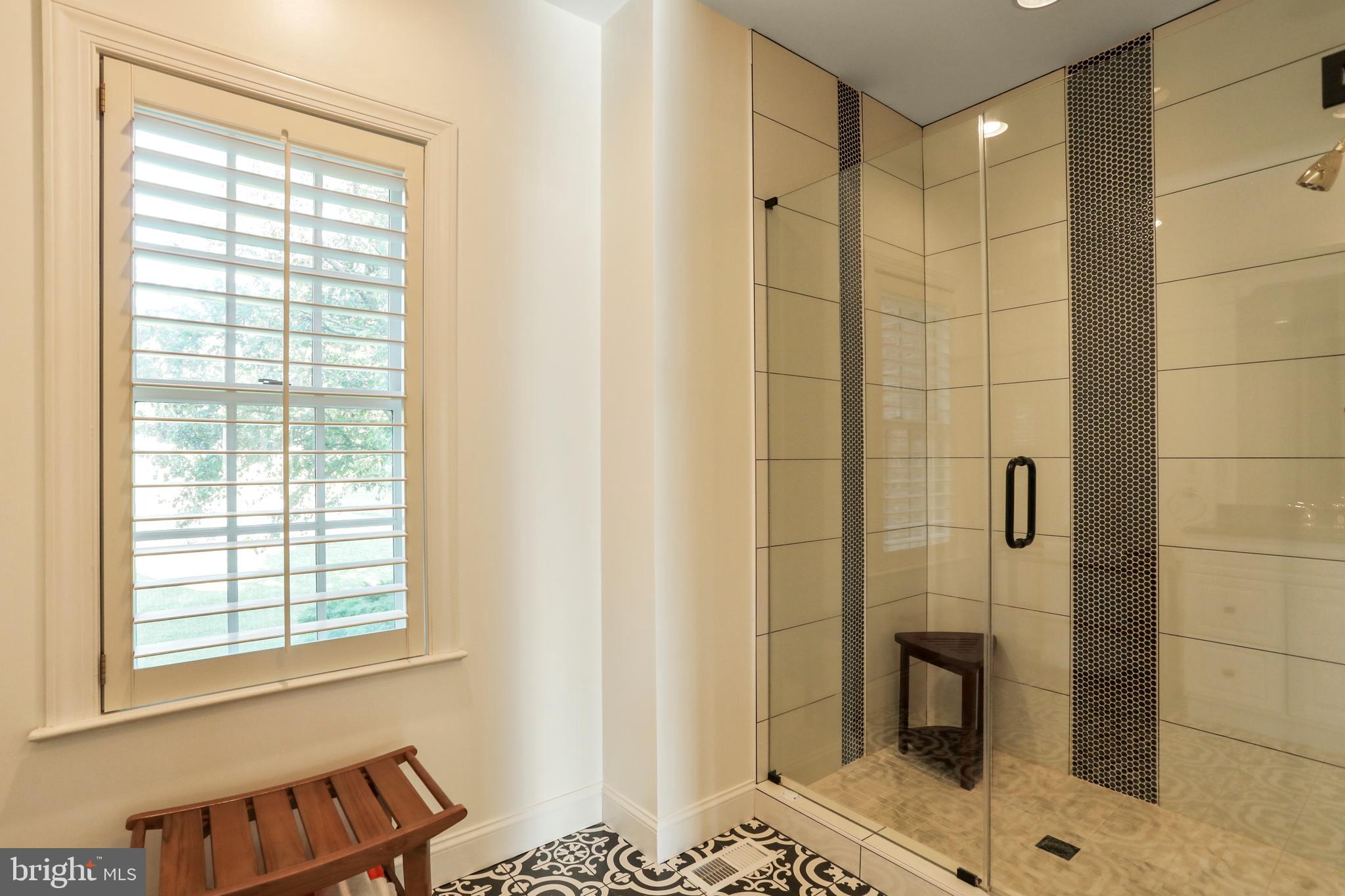 FERNBANK - Residential