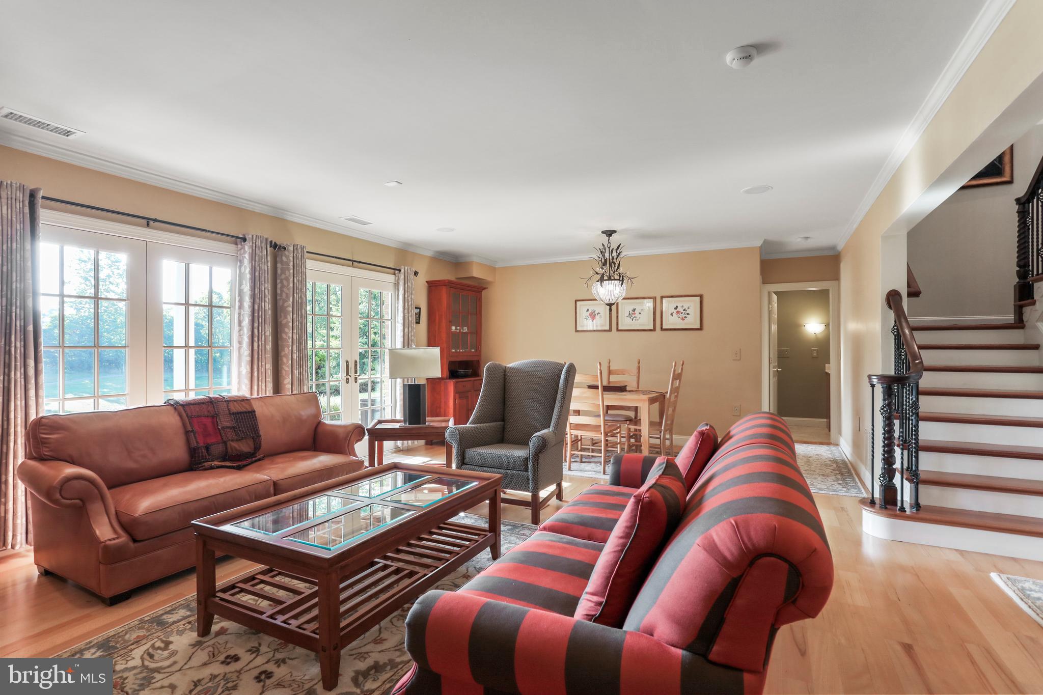 FERNBANK - Residential