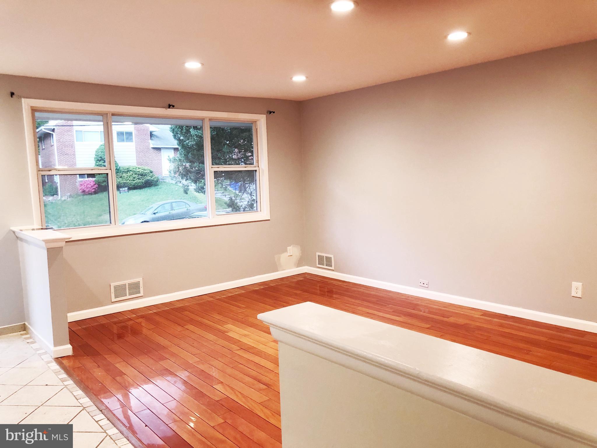 CARROLL KNOLLS - Residential Lease