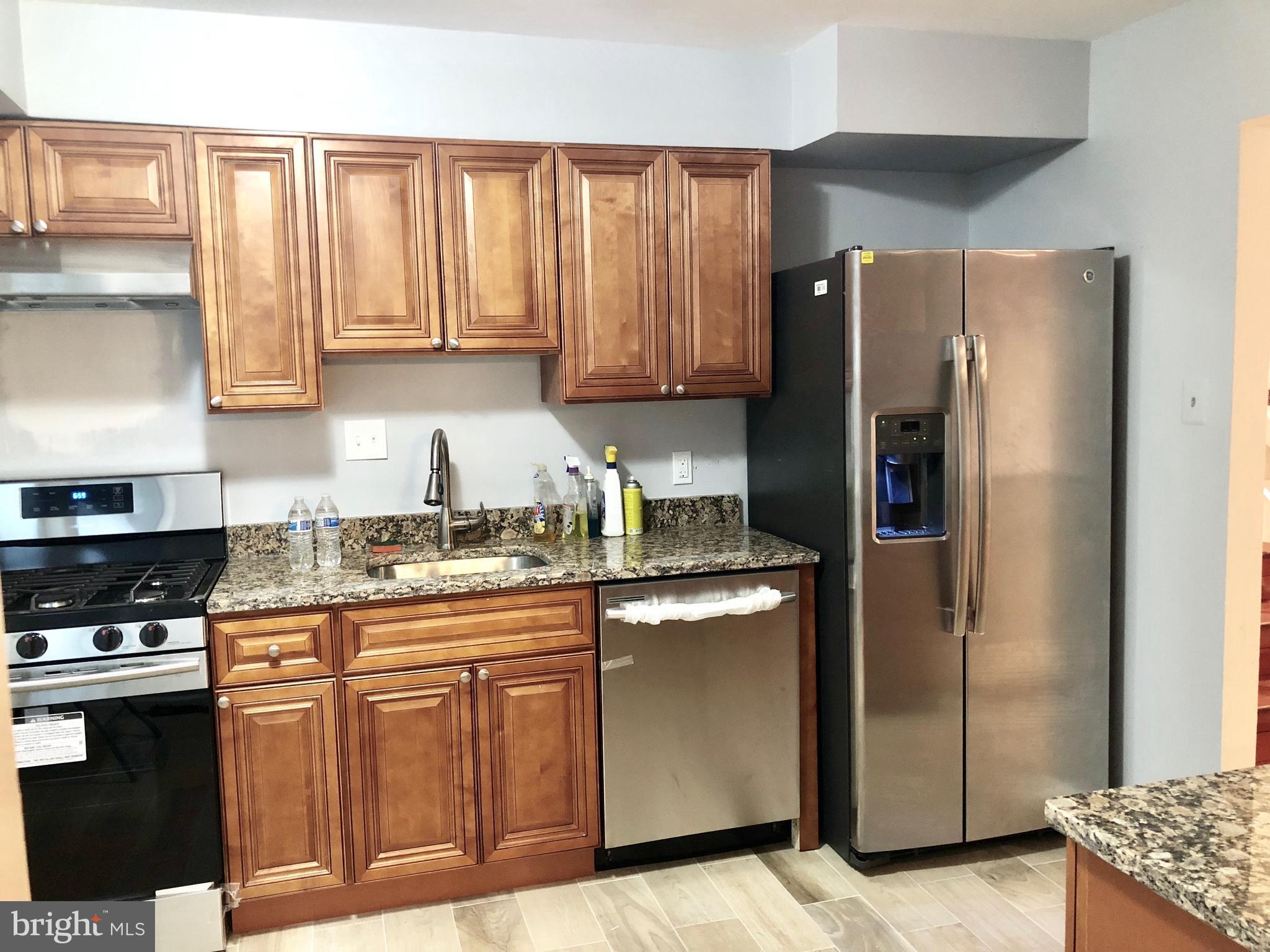 CARROLL KNOLLS - Residential Lease