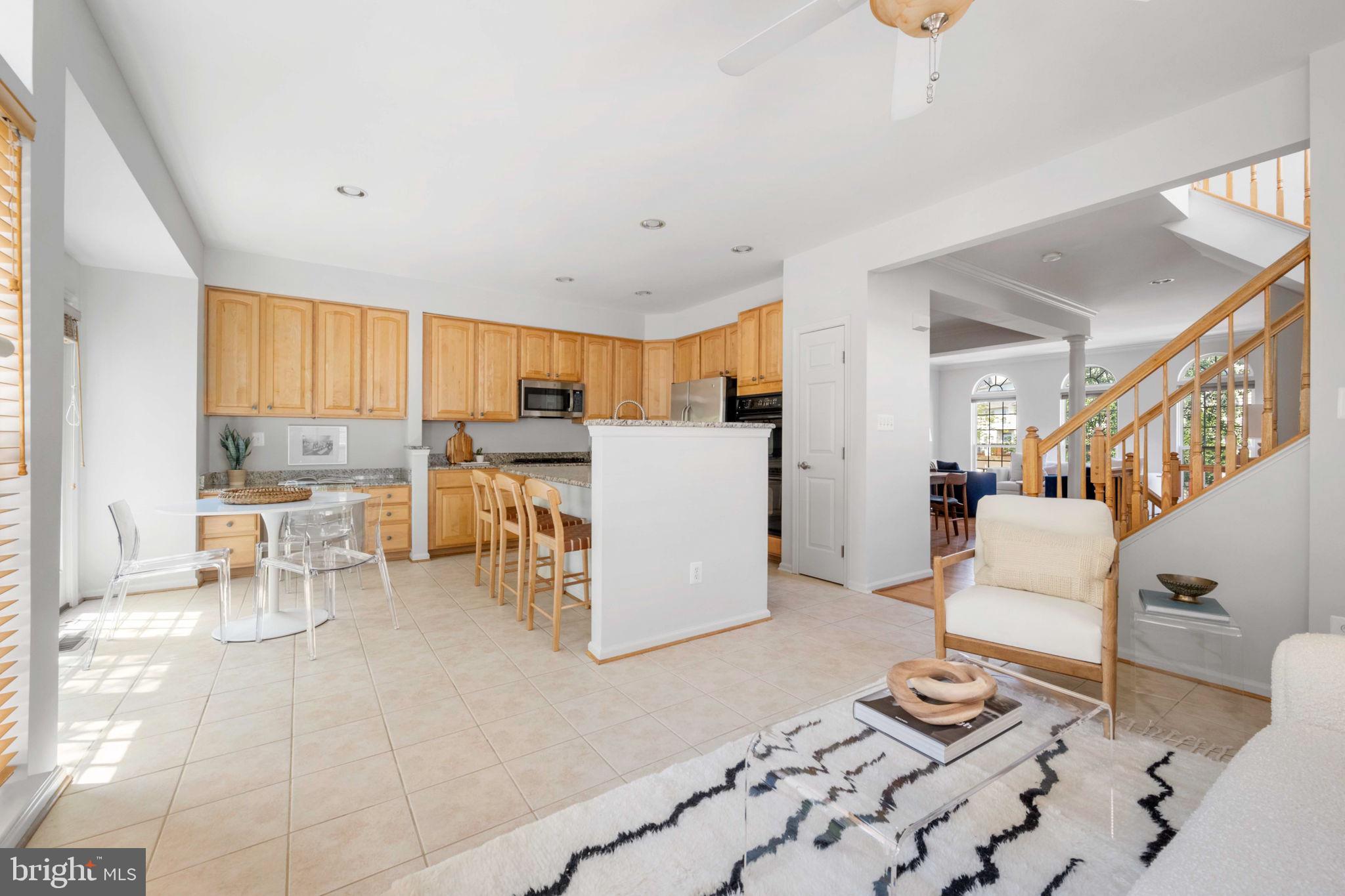 METRO PLACE AT DUNN LORING - Residential