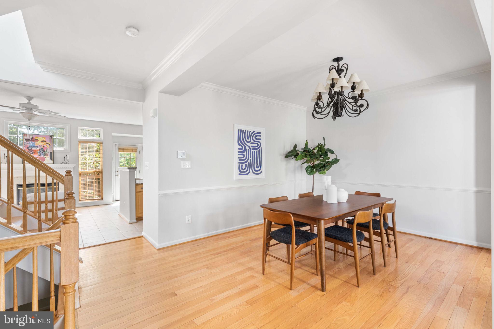 METRO PLACE AT DUNN LORING - Residential