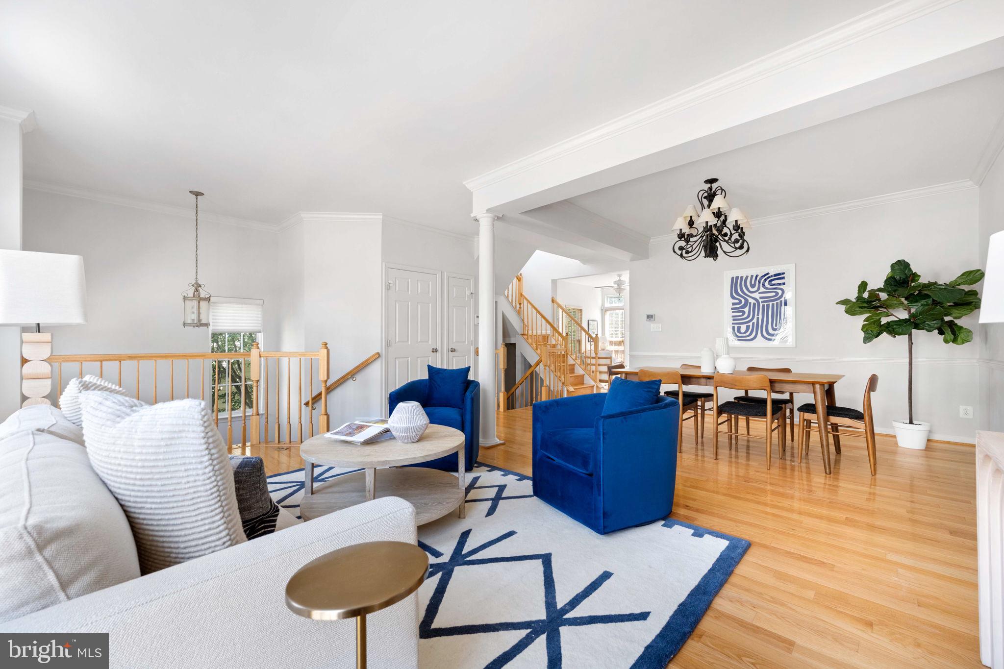 METRO PLACE AT DUNN LORING - Residential