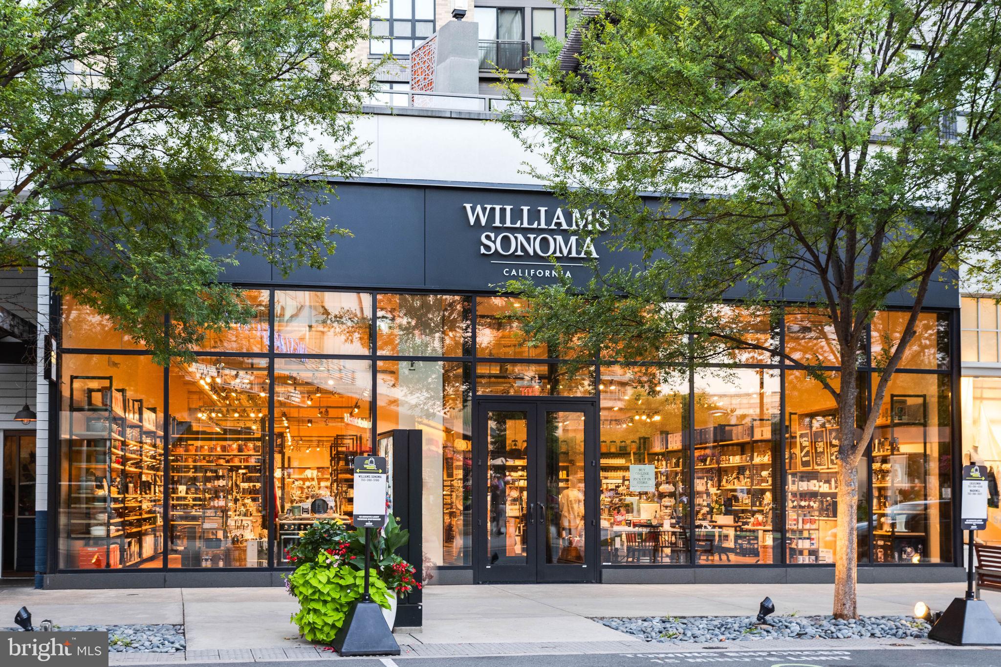 METRO PLACE AT DUNN LORING - Residential