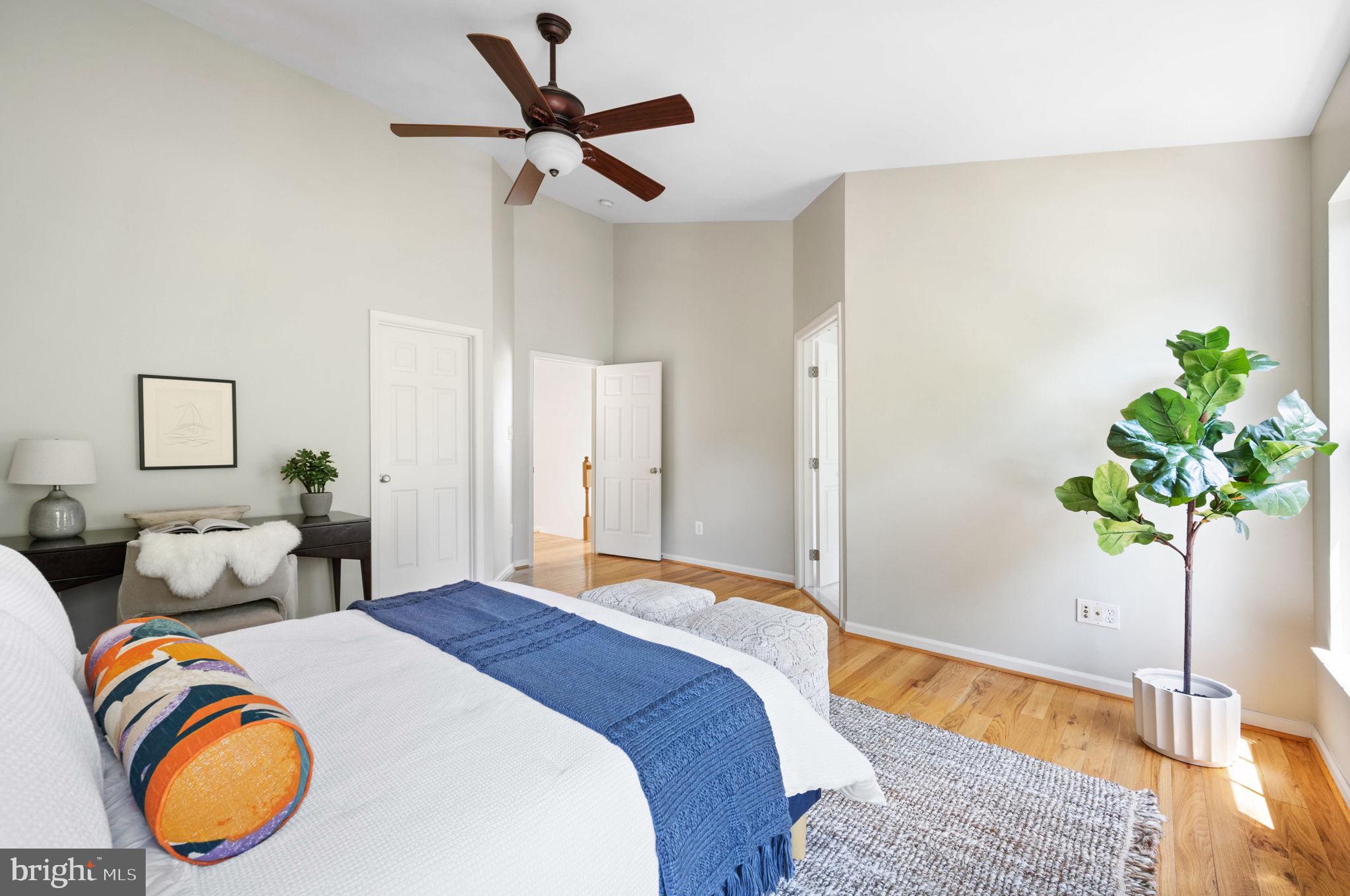 METRO PLACE AT DUNN LORING - Residential