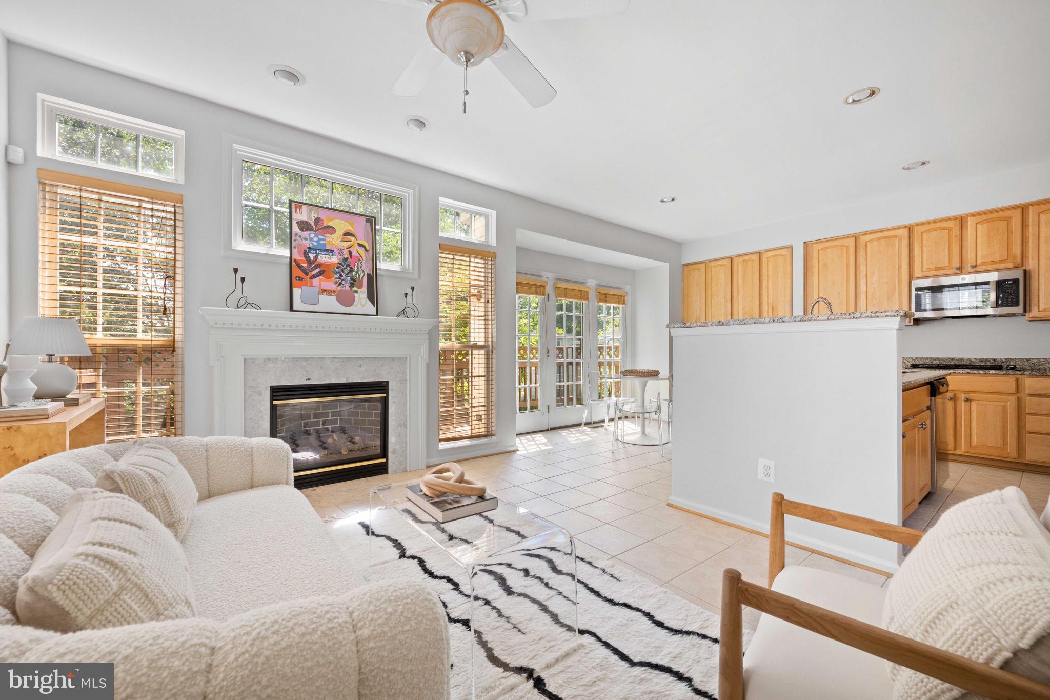 METRO PLACE AT DUNN LORING - Residential