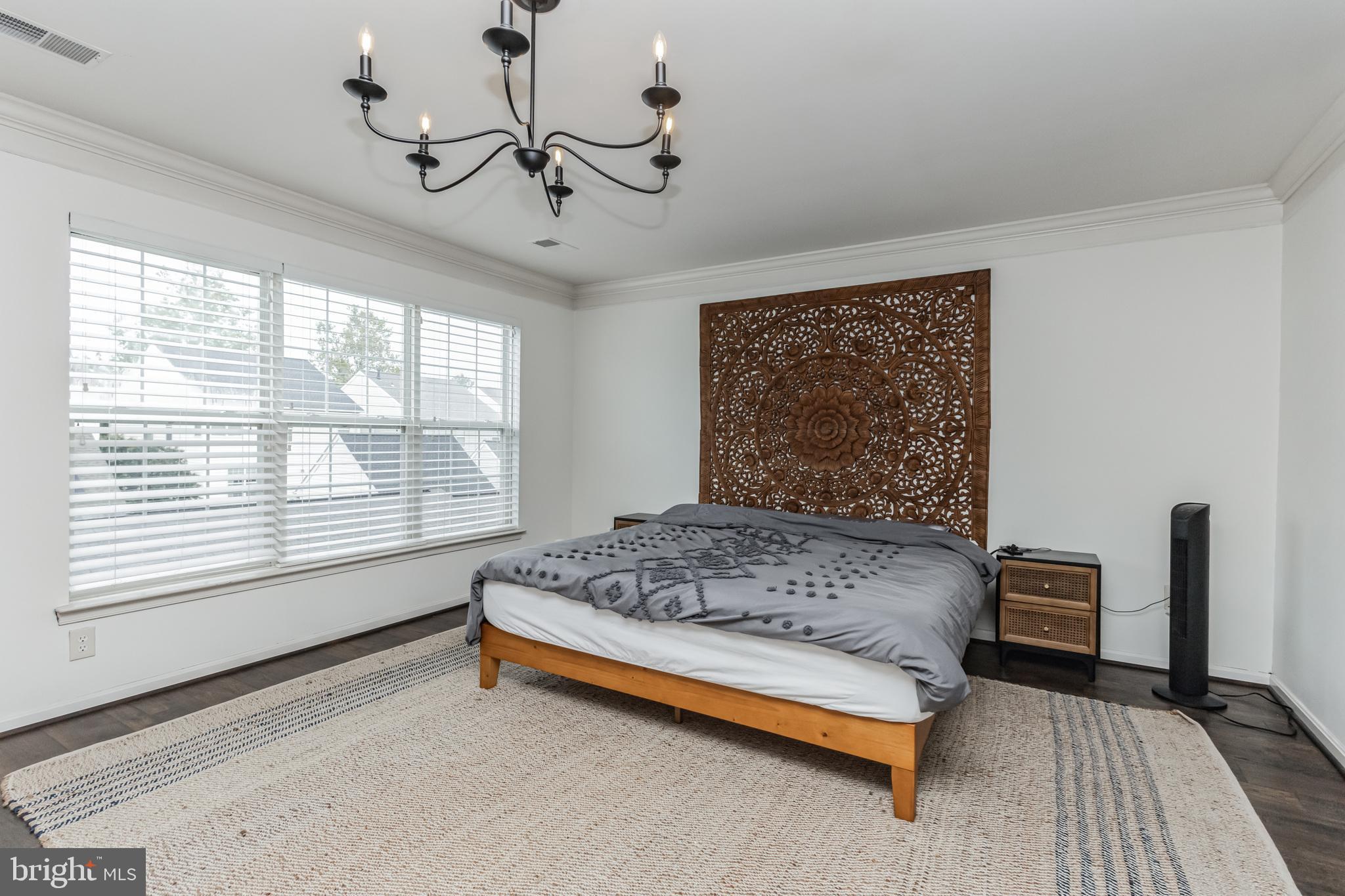 SOUTH RIDING - Residential Lease