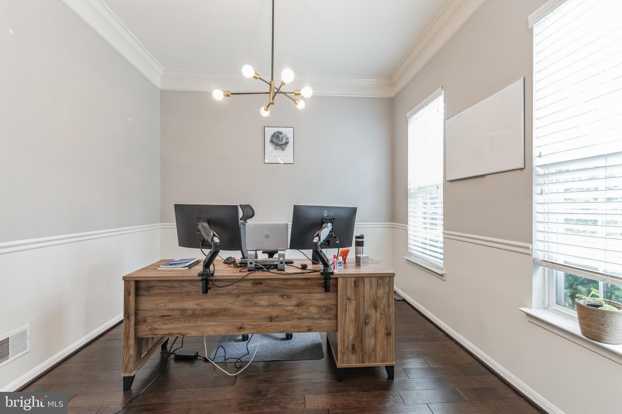 SOUTH RIDING - Residential Lease