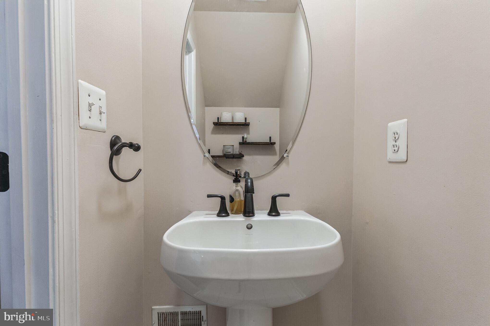 SOUTH RIDING - Residential Lease