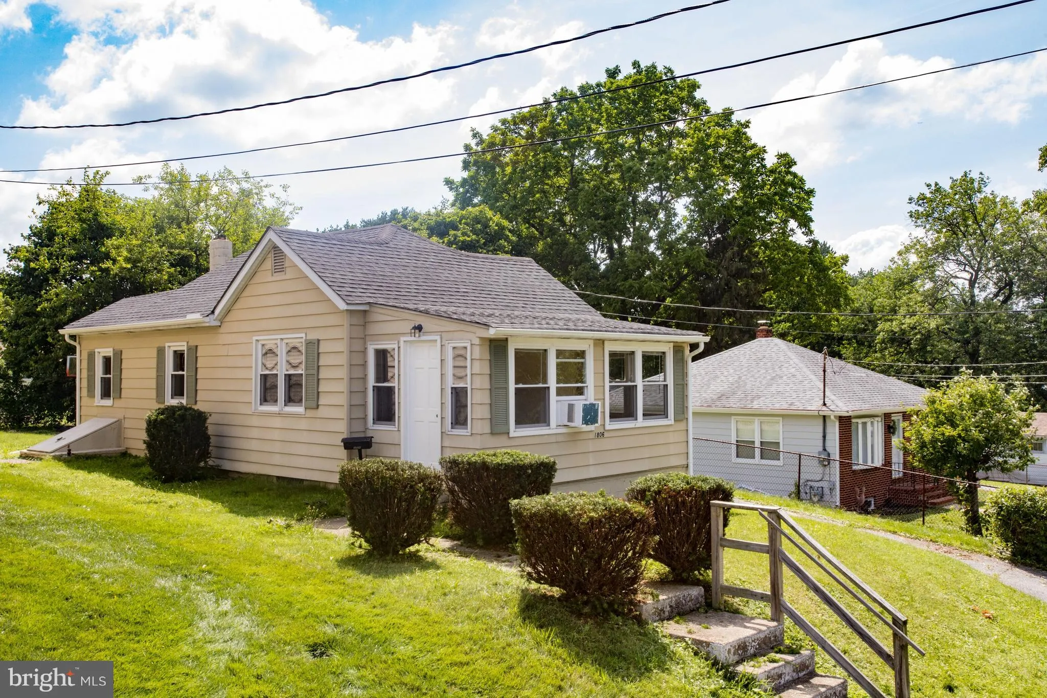 1806 School Lane, Wilmington, DE 19808