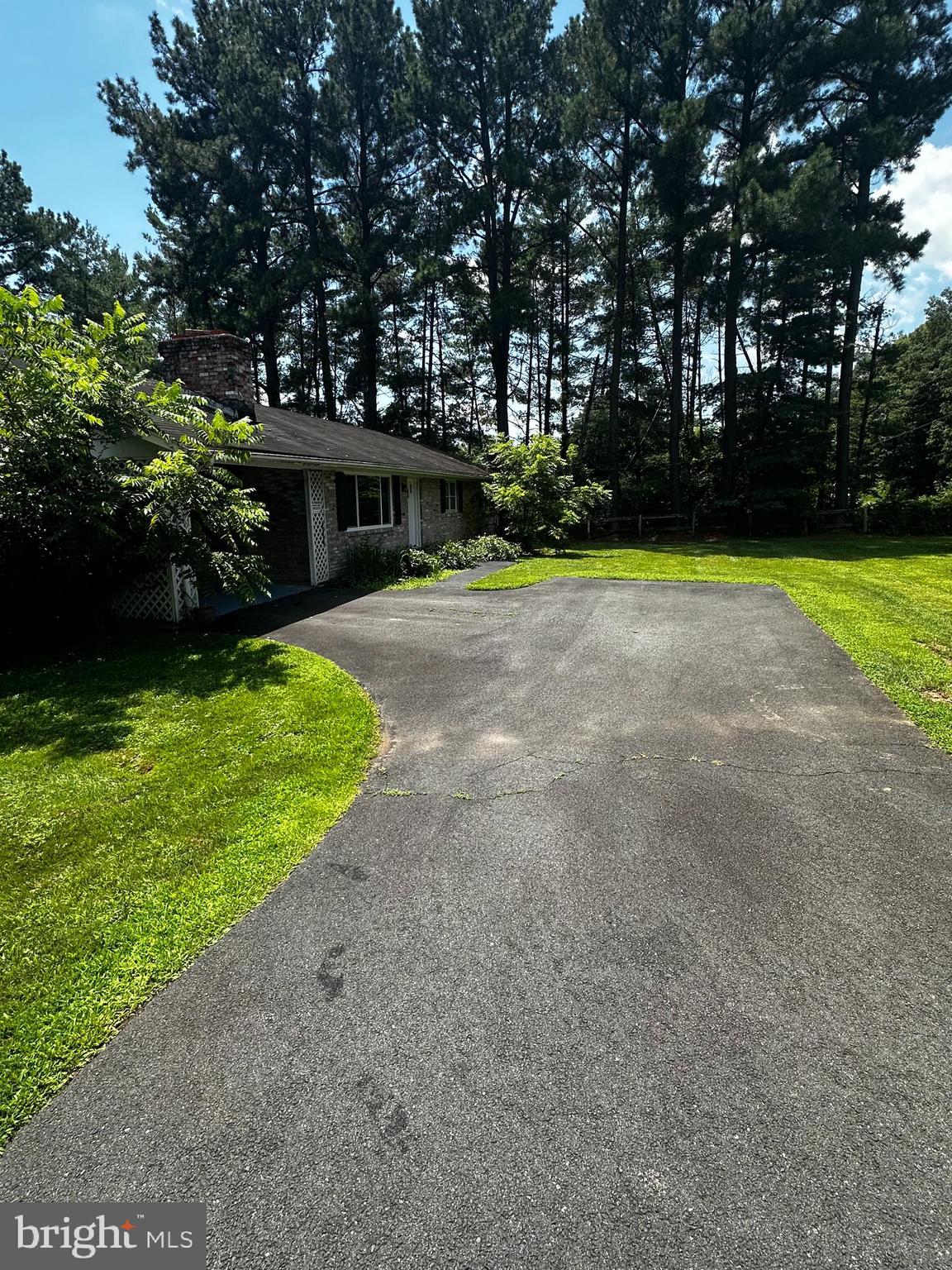 8105 DEVLIN ROAD