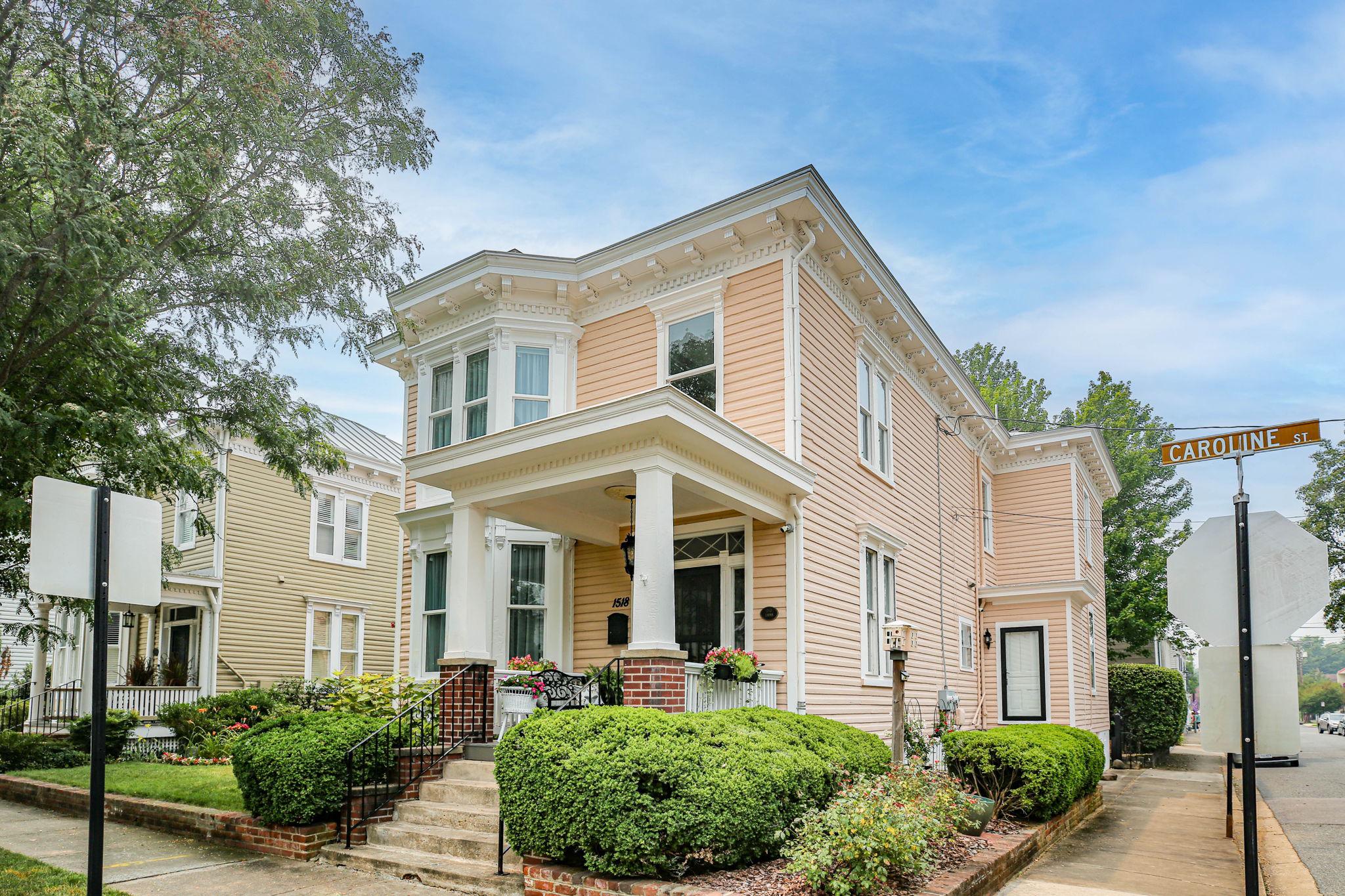 1518 CAROLINE STREET