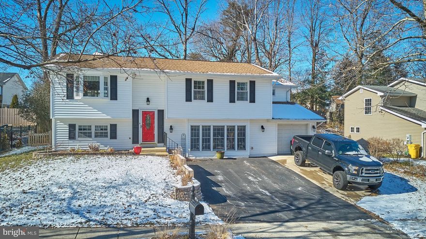 Updated Split Foyer in the Water Privileged Community of Atlantis. Large Sun Room Overlooks the Fenced Yard! Upper Level Master Suite Opens to a Sun Drenched Deck. Granite Counters & S/S Appliances. Spacious Lower Level w/ Full Bath w/Soaking Tub, Laundry Rm, Family Rm & more. Recent: Carpet - Block Retaining Wall - Windows - Paint - Washer/Dryer. Community Pier, Playground. Broadneck Schools