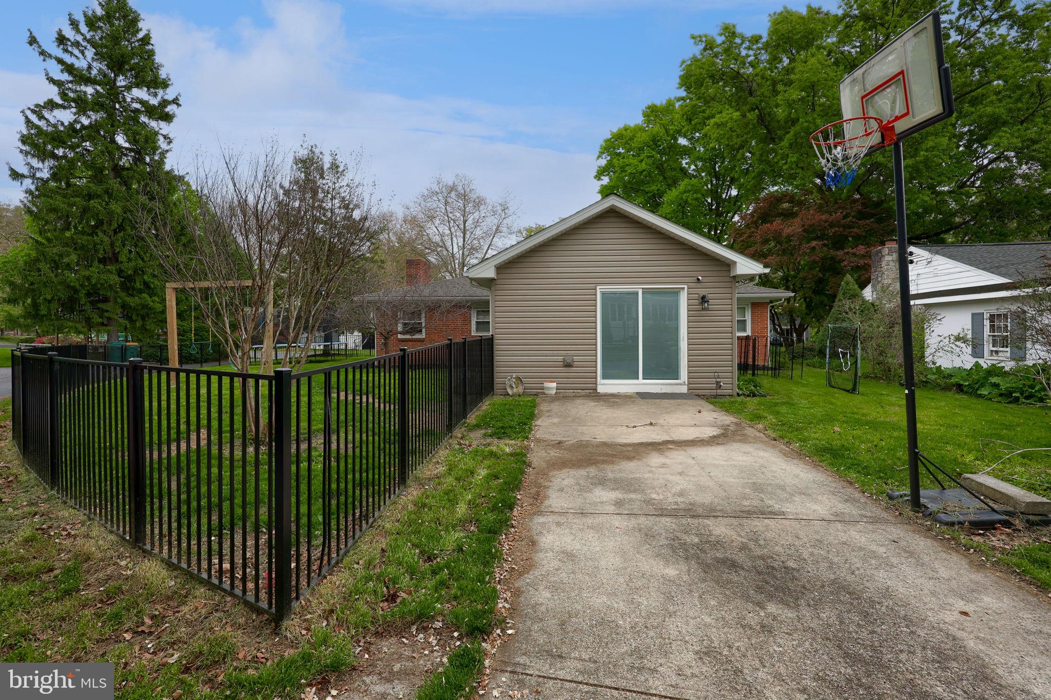 HERSHEY DOWNTOWN - Residential