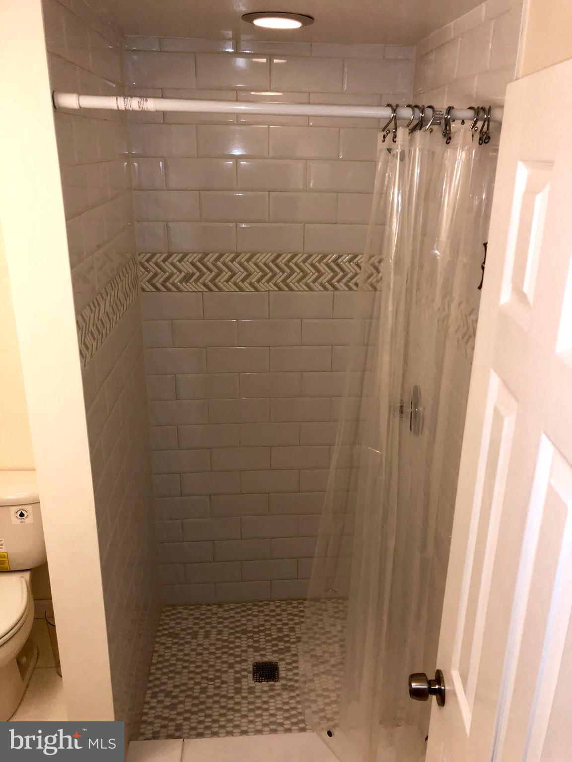 SPRINGFIELD OAKS - Residential Lease