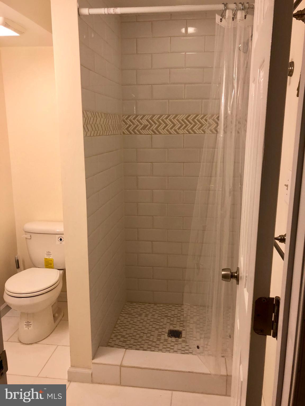 SPRINGFIELD OAKS - Residential Lease