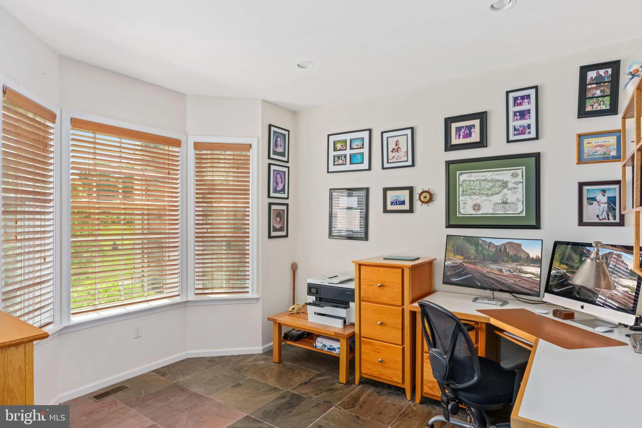 Zionsville, Pennsylvania 18092, United States, 4 Bedrooms Bedrooms, ,3 BathroomsBathrooms,Residential,Active,172762