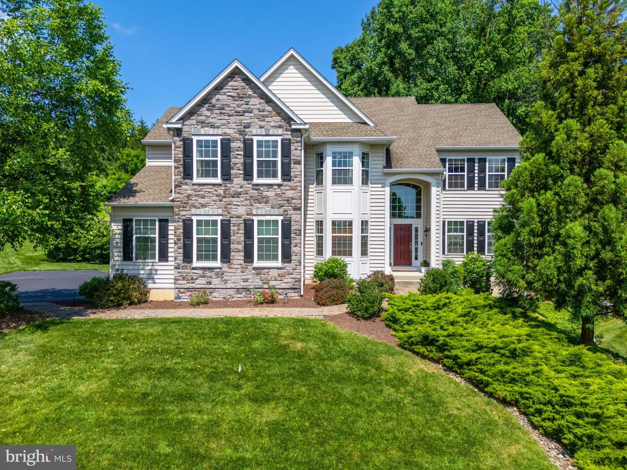 Zionsville, Pennsylvania 18092, United States, 4 Bedrooms Bedrooms, ,3 BathroomsBathrooms,Residential,Active,172762