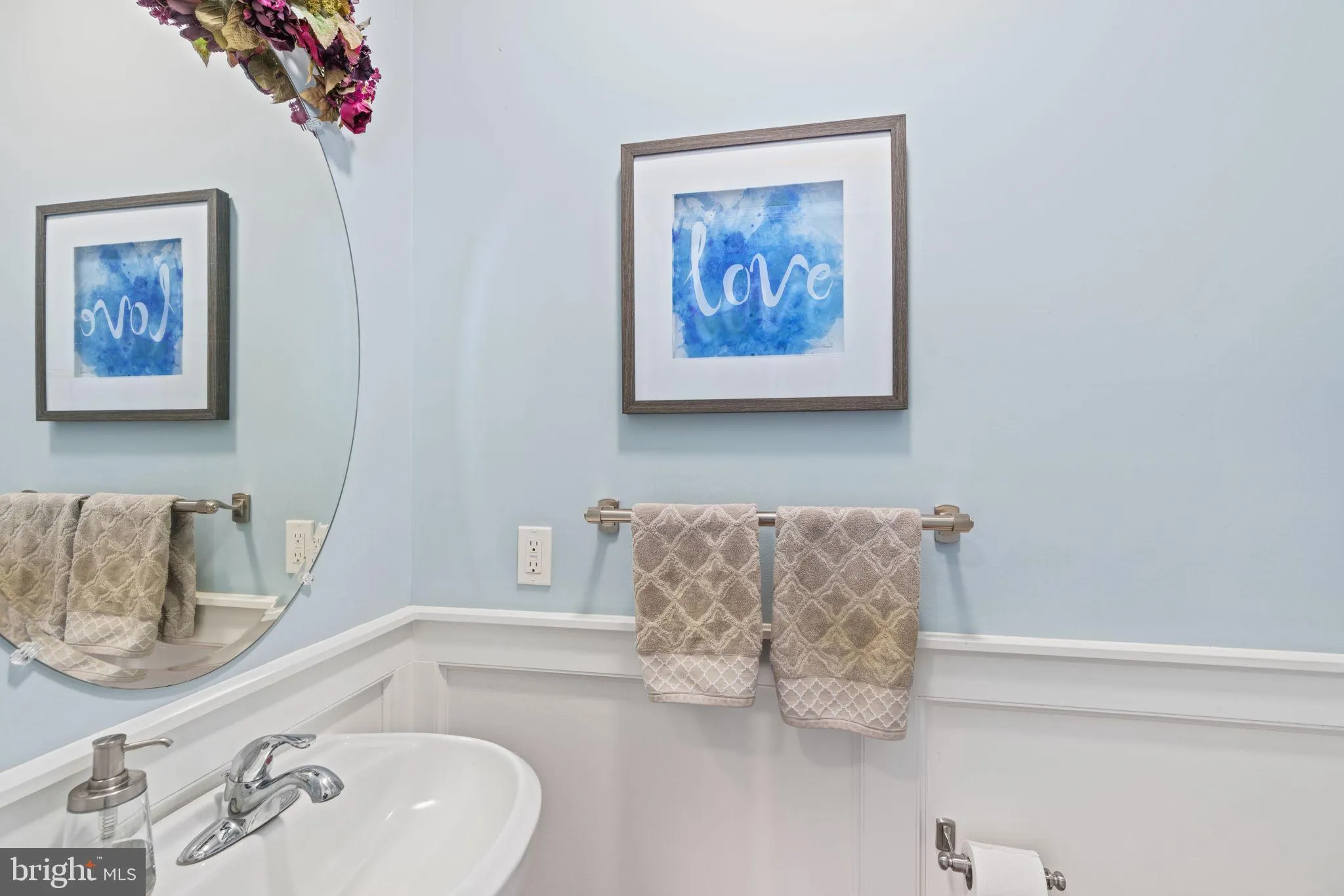 Zionsville, Pennsylvania 18092, United States, 4 Bedrooms Bedrooms, ,3 BathroomsBathrooms,Residential,Active,172762