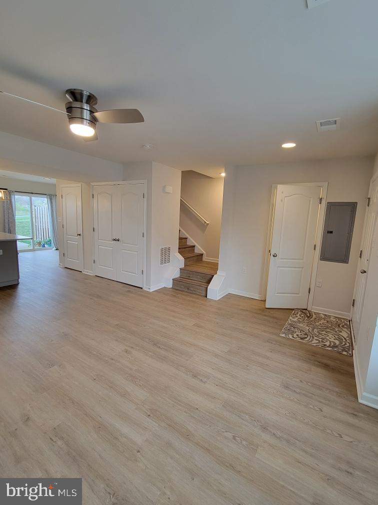 ARCHERS ROCK - Residential