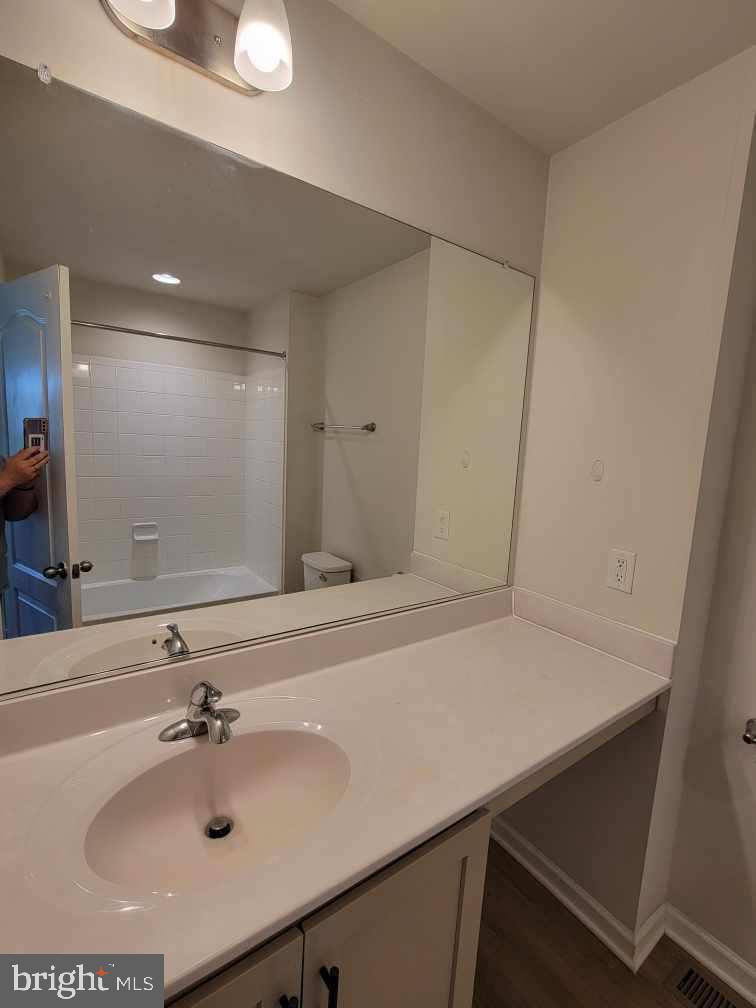 ARCHERS ROCK - Residential