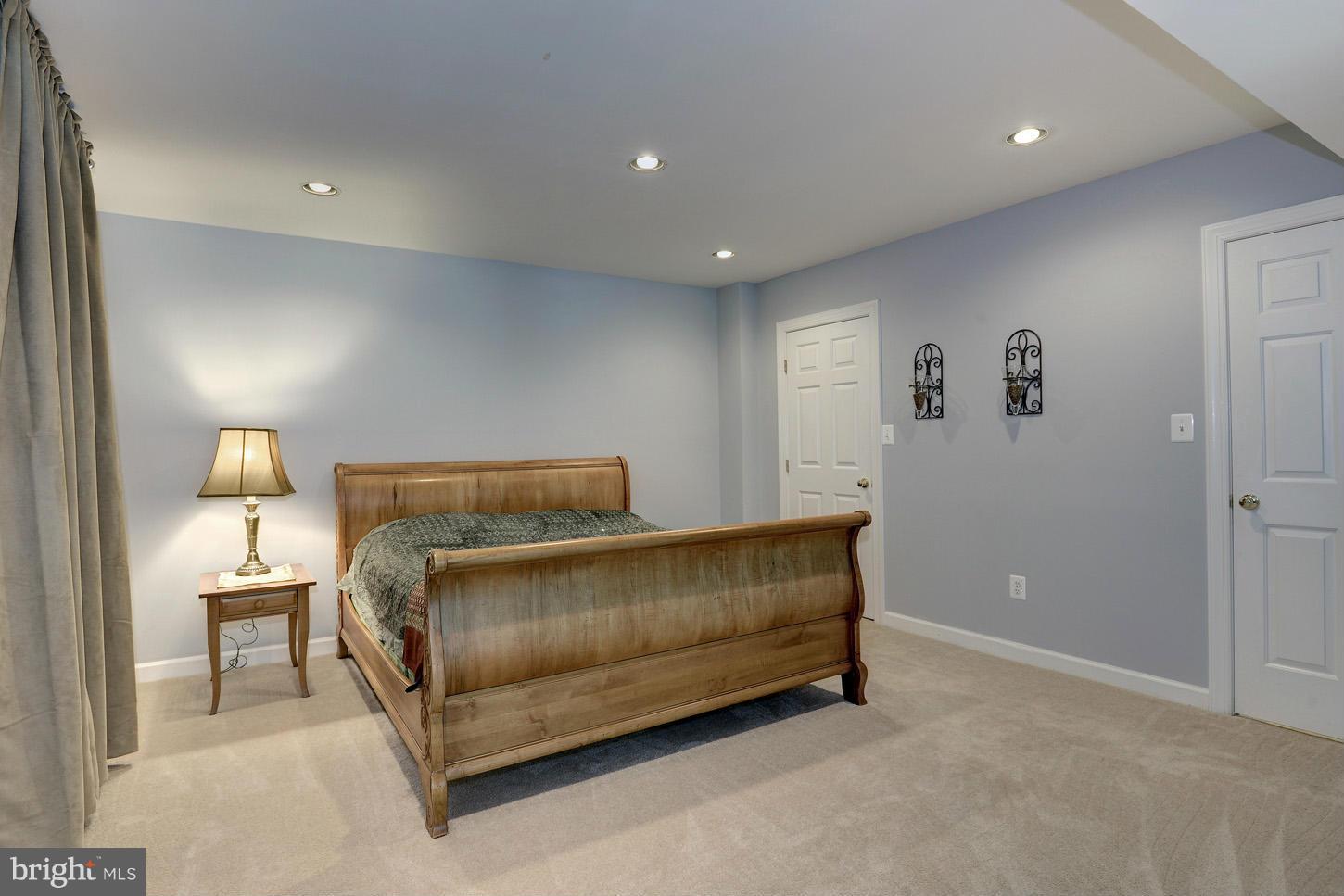 STONEY CREEK ESTATES - Residential