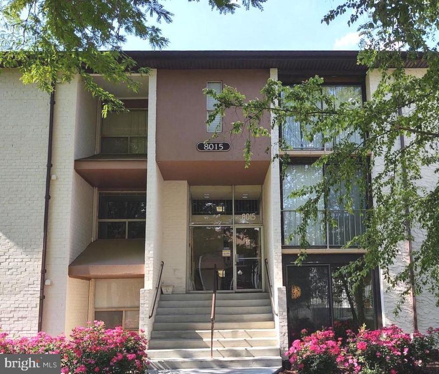 This gorgeous 3-bedroom, 2-bath condo was recently renovated. It has New Paint, newer carpet, and a Master Bedroom with a walk-in closet. The community has a swimming pool and tennis courts. It is close to Shopping, the Metro, and the Bus.
All utilities are included in the condo fee.