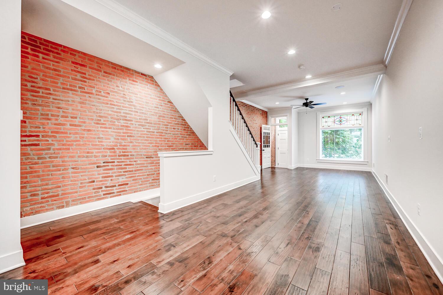 BUTCHERS HILL - Residential