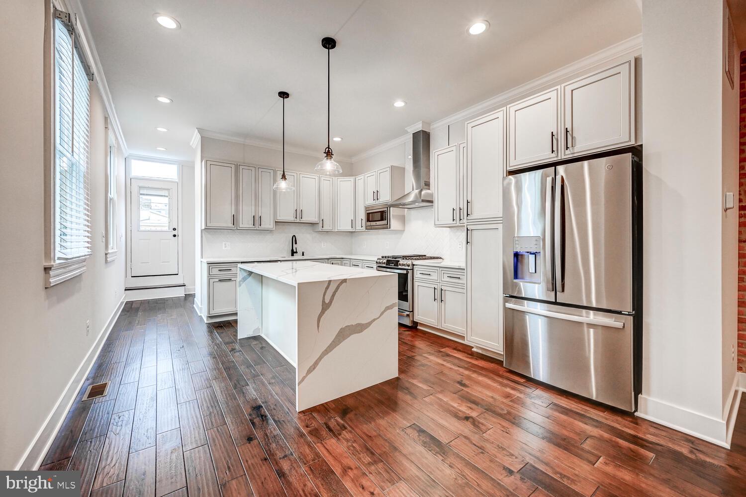 BUTCHERS HILL - Residential