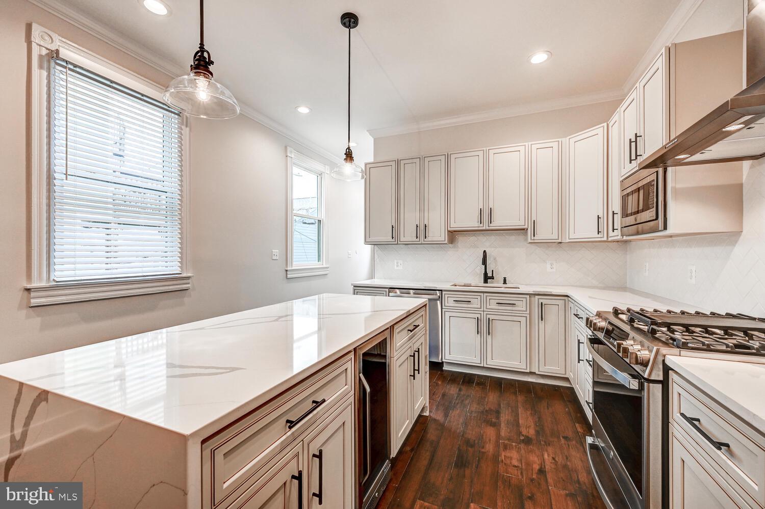 BUTCHERS HILL - Residential