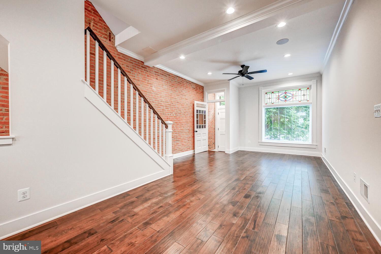 BUTCHERS HILL - Residential