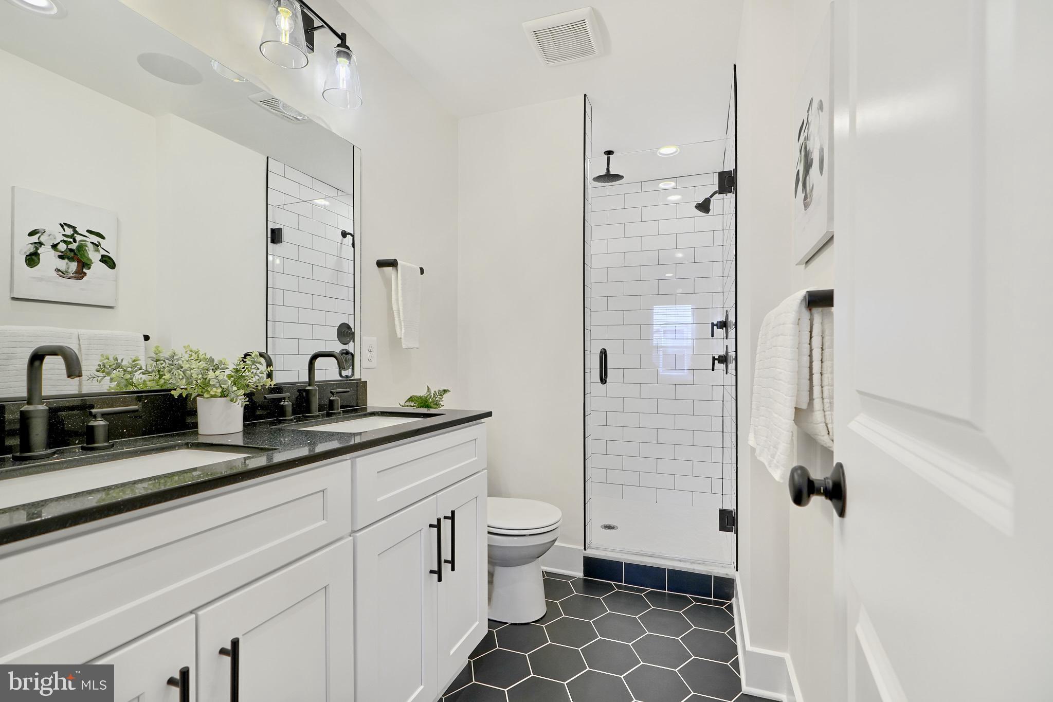 BUTCHERS HILL - Residential