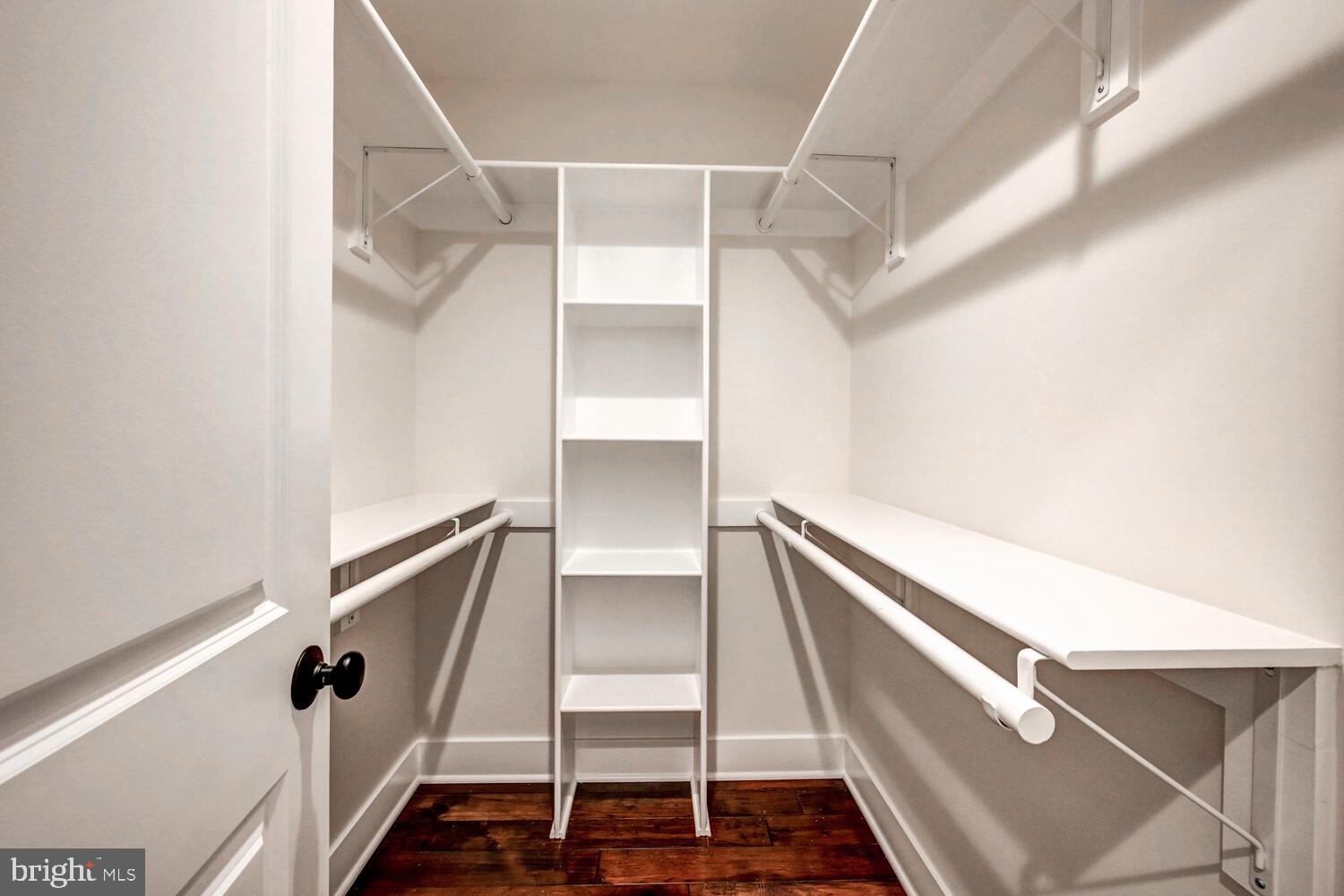 BUTCHERS HILL - Residential