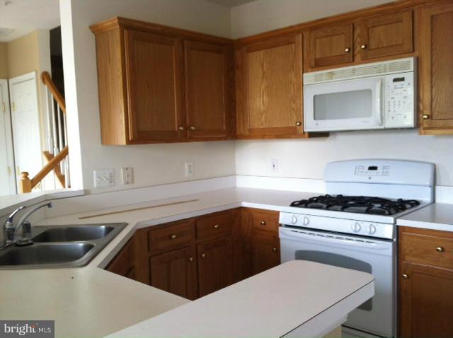 DOMINION STATION - Residential