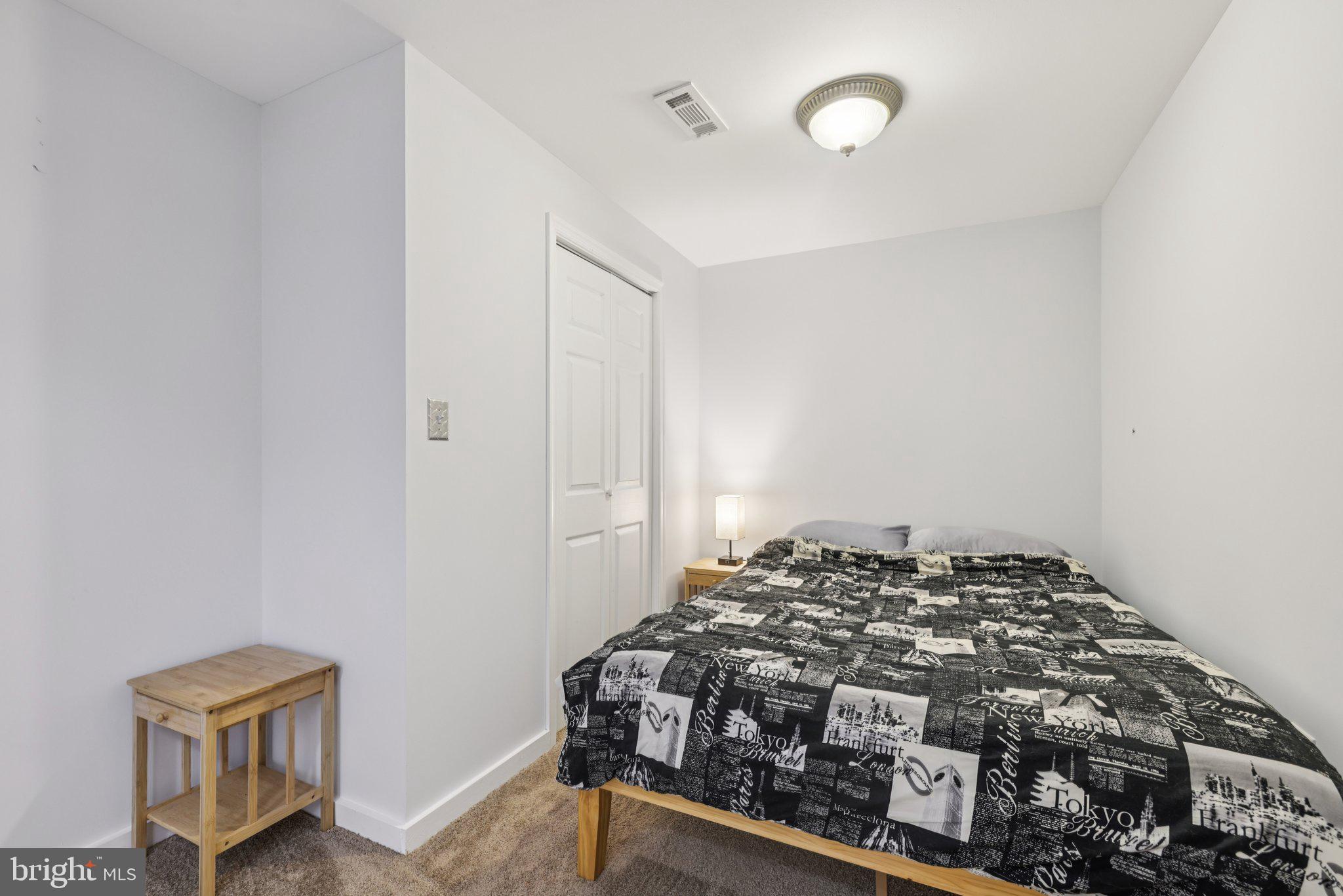 WOODLAWN HEIGHTS - Residential