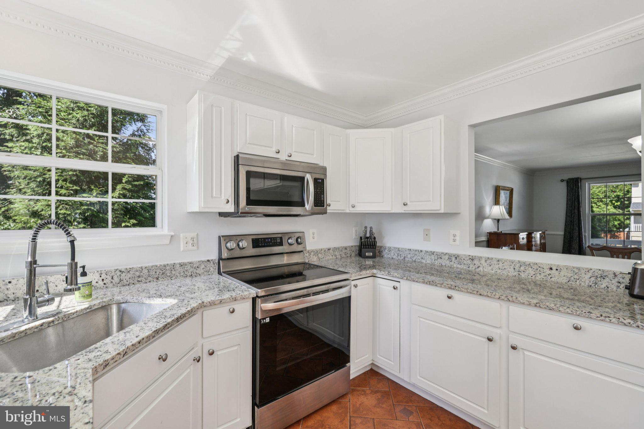 WOODLAWN HEIGHTS - Residential