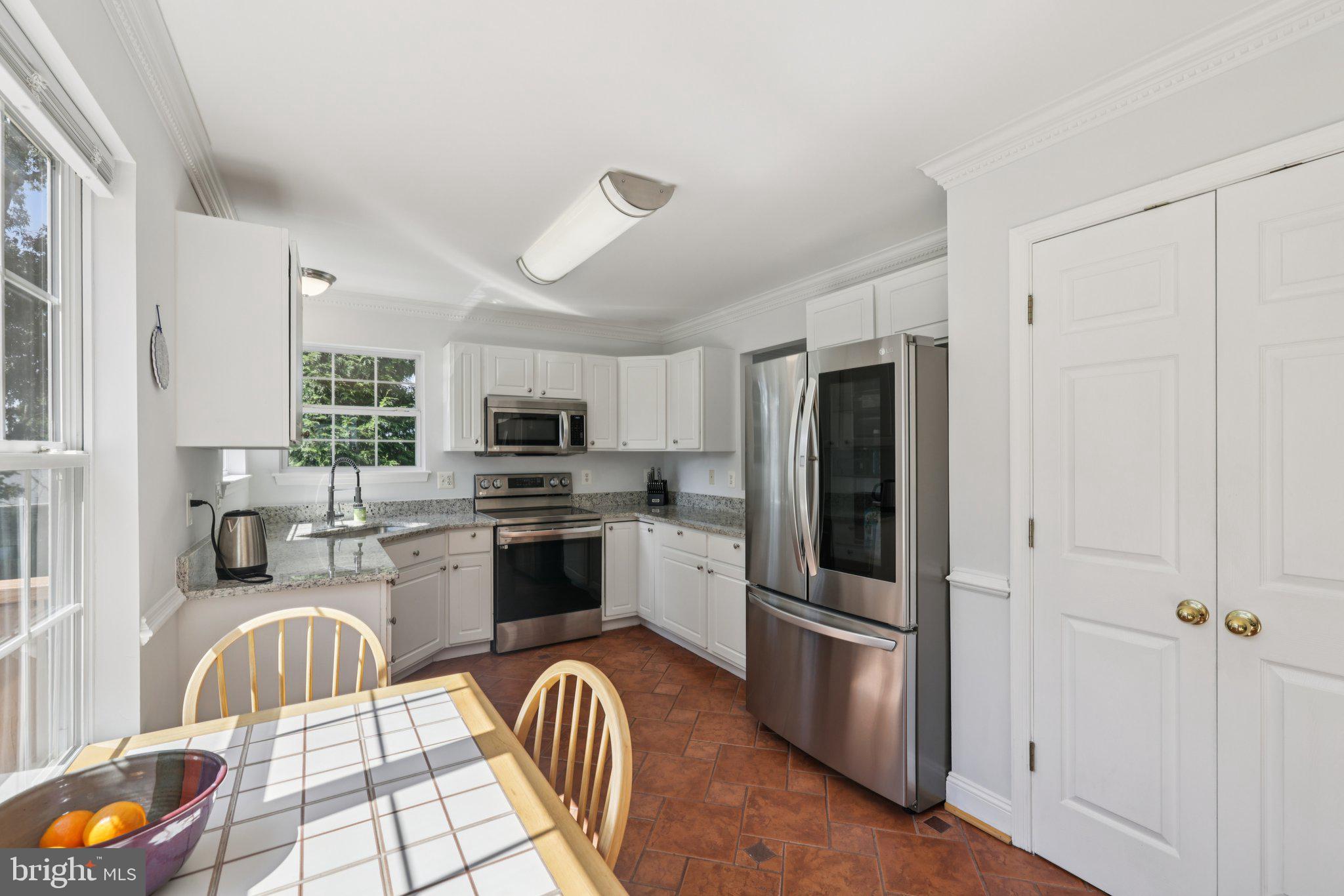 WOODLAWN HEIGHTS - Residential