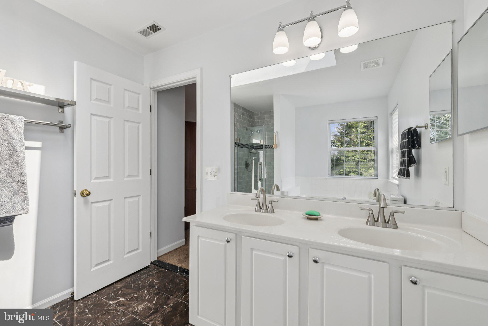 WOODLAWN HEIGHTS - Residential