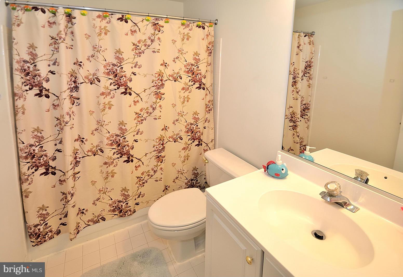 CENTRE RIDGE - Residential Lease