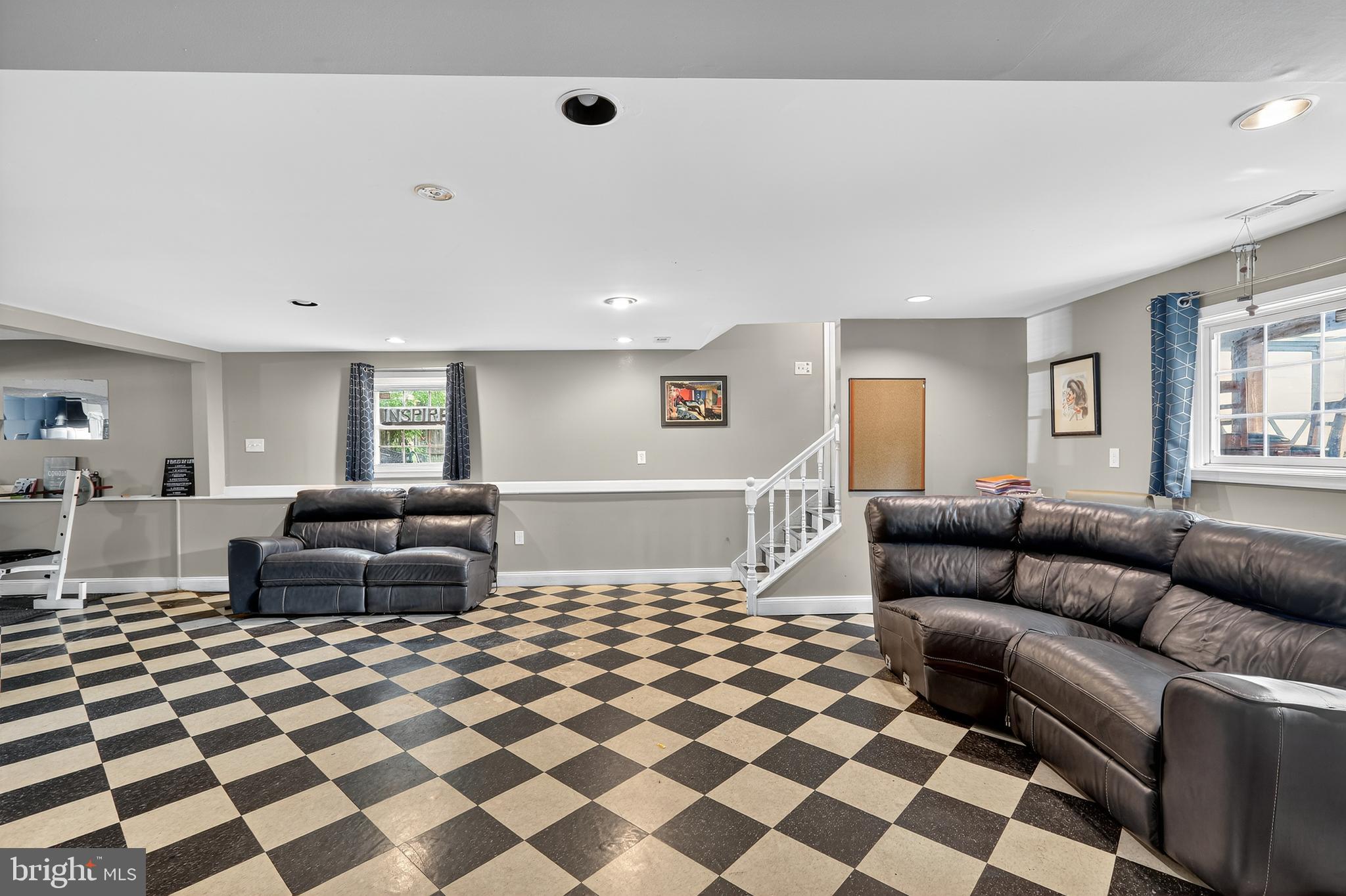 BANNISTER - Residential